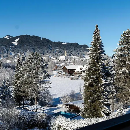 아파트 Allgaeuer Panoramastube I Bergblick I Parken I Wifi 프론텐